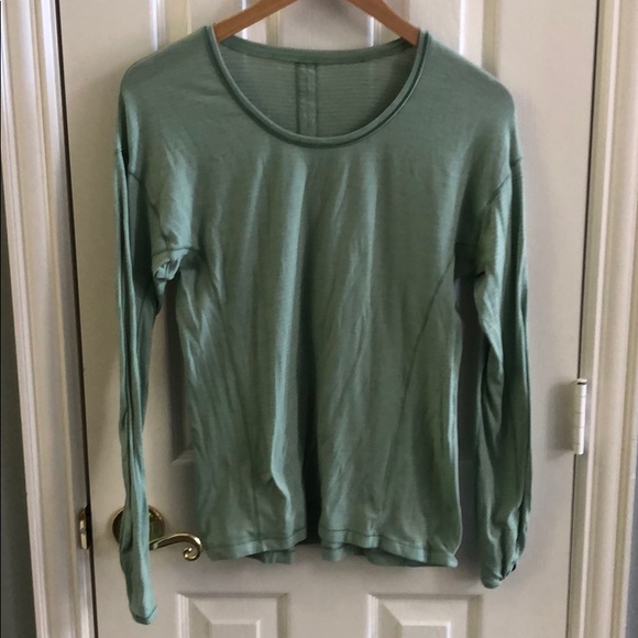 lululemon athletica Tops - Long Sleeve Lululemon Top